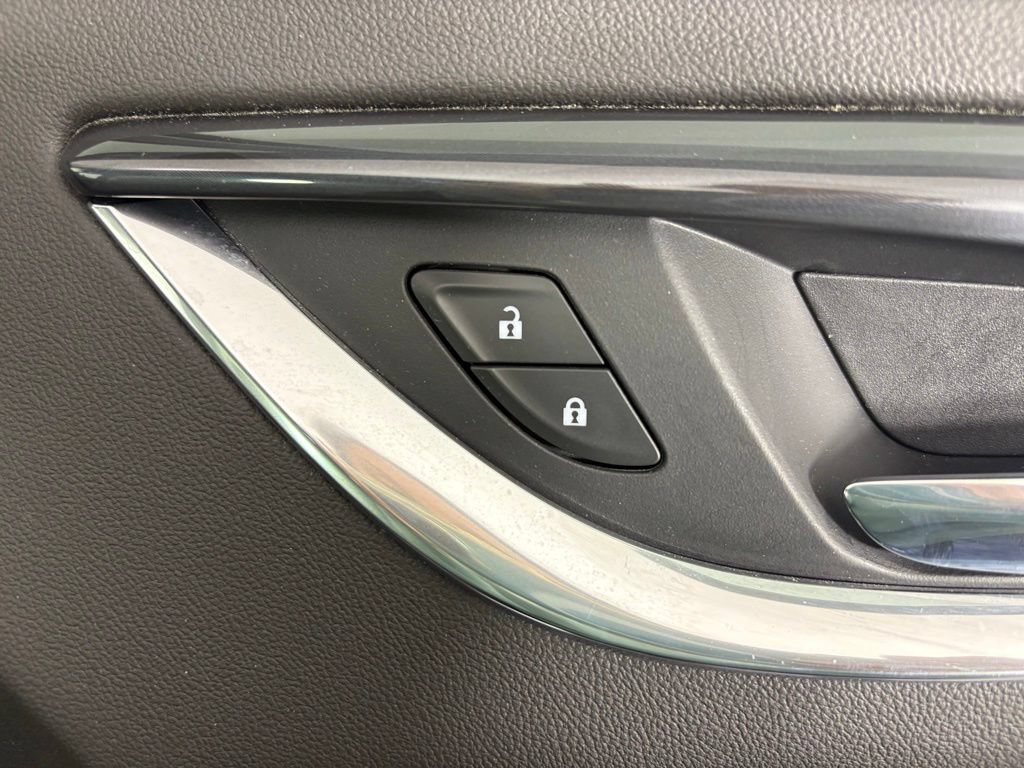 Used 2022 Buick Enclave Premium FWD image 42
