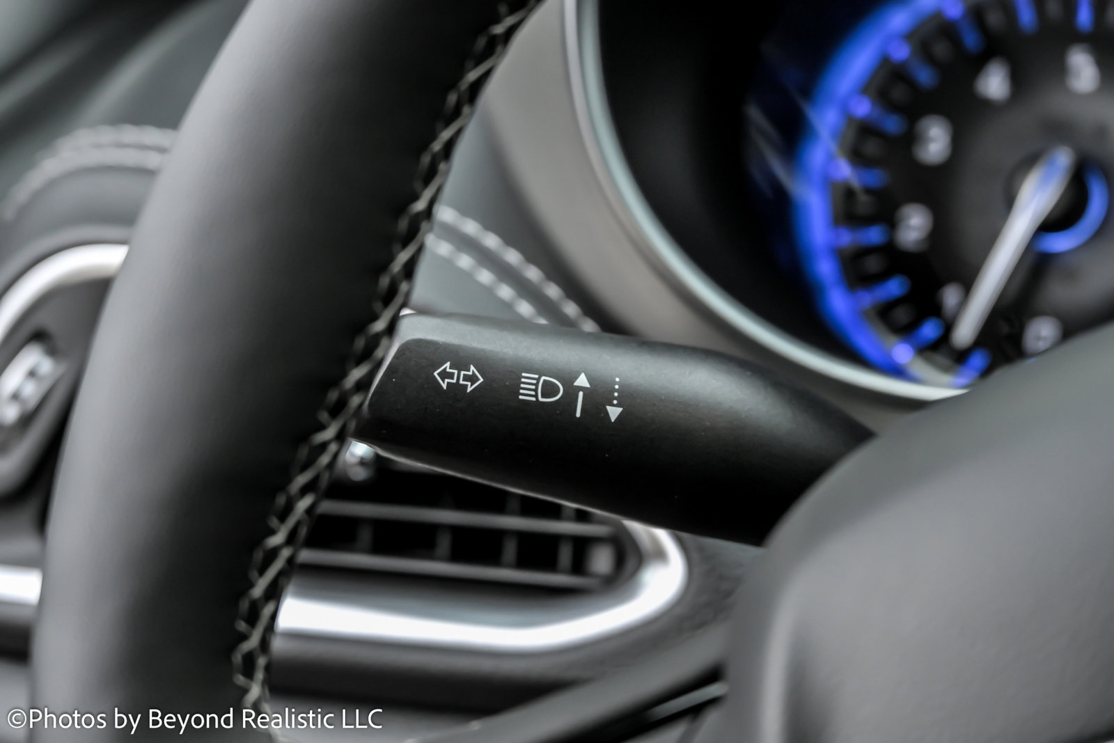 Used 2024 Chrysler Pacifica Limited w/ S Appearance Package image 36