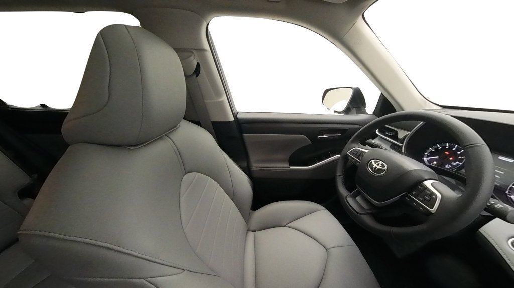 Certified 2024 Toyota Highlander XLE AWD/4WD image 34