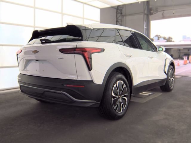 Used 2024 Chevrolet Blazer EV LT AWD/4WD image 4