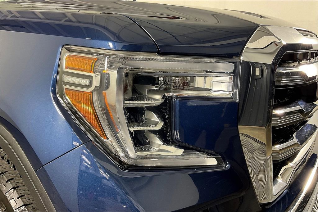 Used 2022 GMC Sierra 1500 SLE image 39