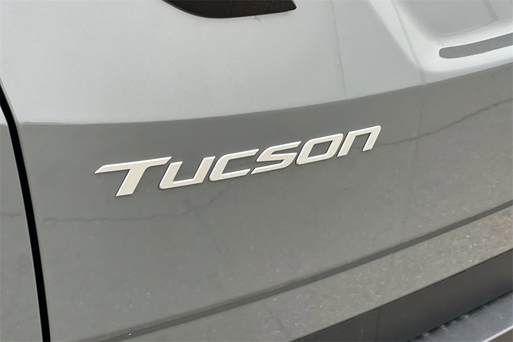 Used 2025 Hyundai Tucson SE image 28