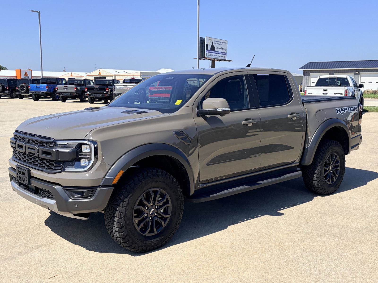 Used 2025 Ford Ranger Raptor AWD/4WD image 37