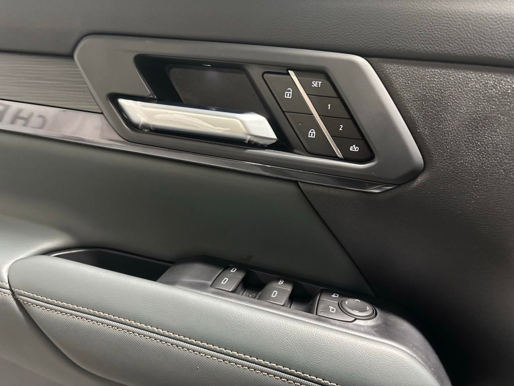 New 2026 GMC Terrain AT4 w/ Convenience Package III AWD/4WD image 12