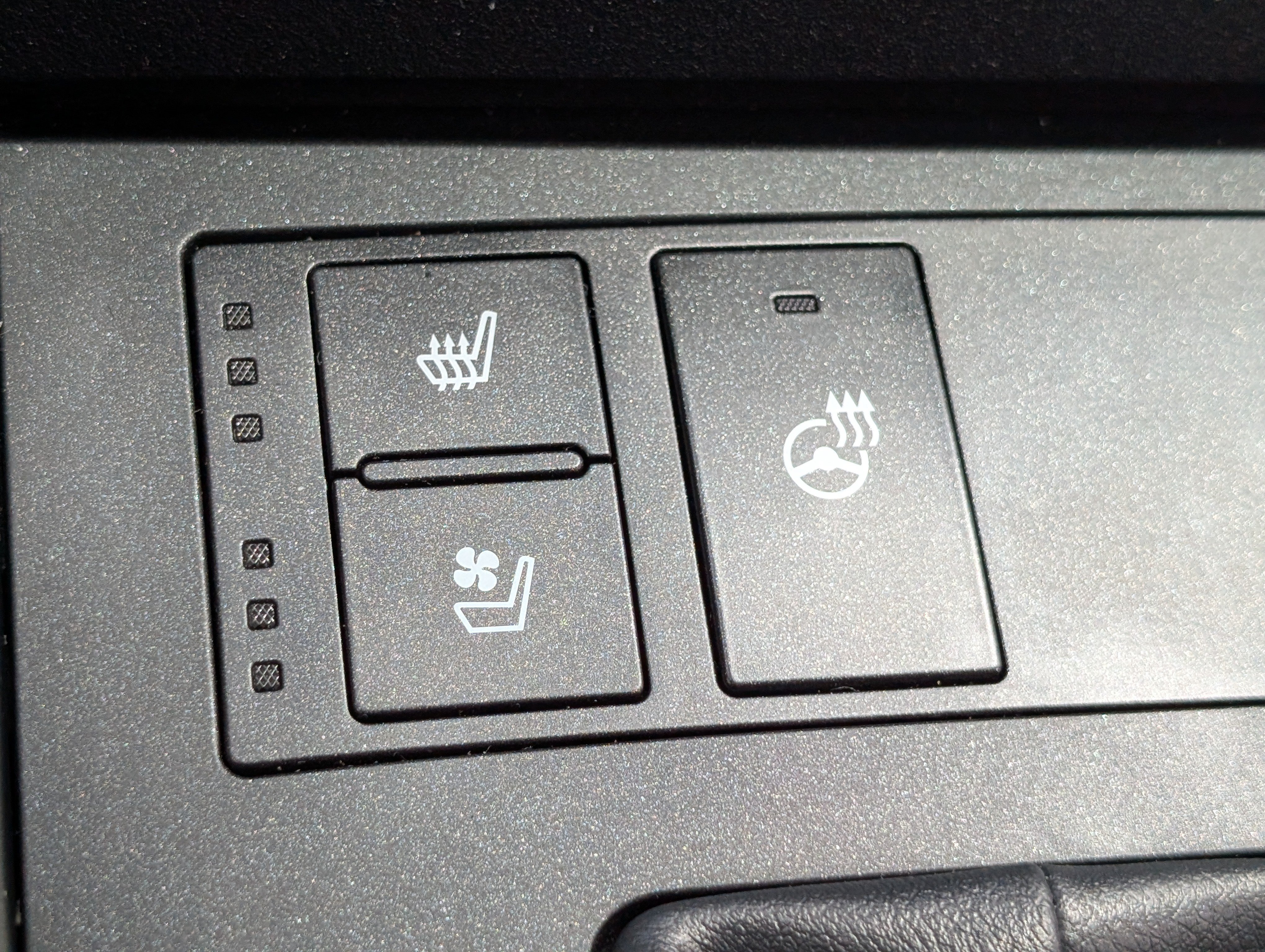 Used 2024 Lexus IS 350 F Sport w/ Memory Package AWD/4WD image 13