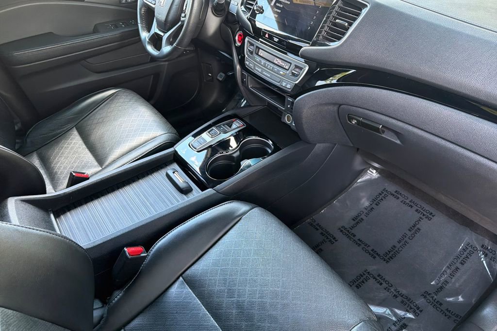 Certified 2019 Honda Passport Touring image 15