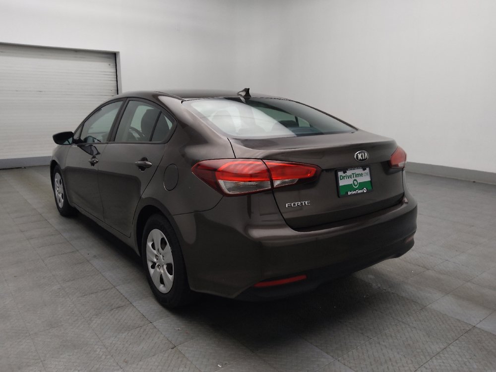 Used 2017 Kia Forte LX FWD image 5