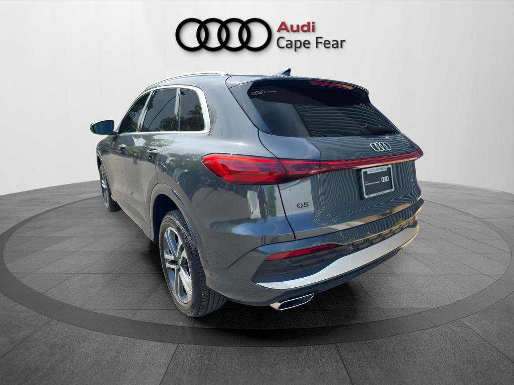 Used 2025 Audi Q5 Premium w/ Convenience Package image 3