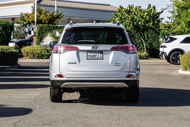 Used 2016 Toyota RAV4 XLE AWD/4WD image 4
