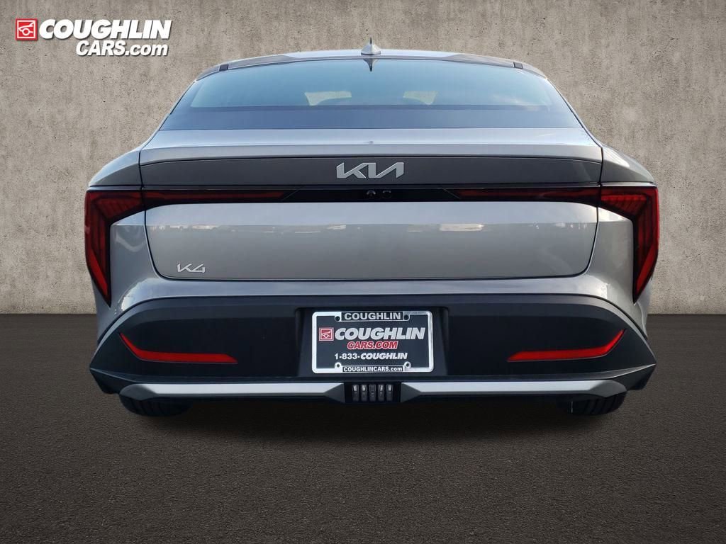 New 2025 Kia K4 LXS image 6