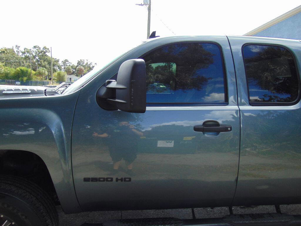 Used 2013 Chevrolet Silverado 2500 LT w/ Interior Plus Package image 12