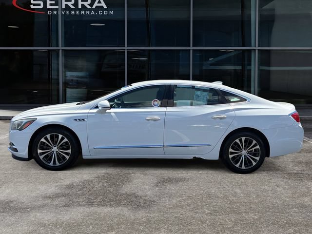 Used 2017 Buick LaCrosse Essence FWD image 2