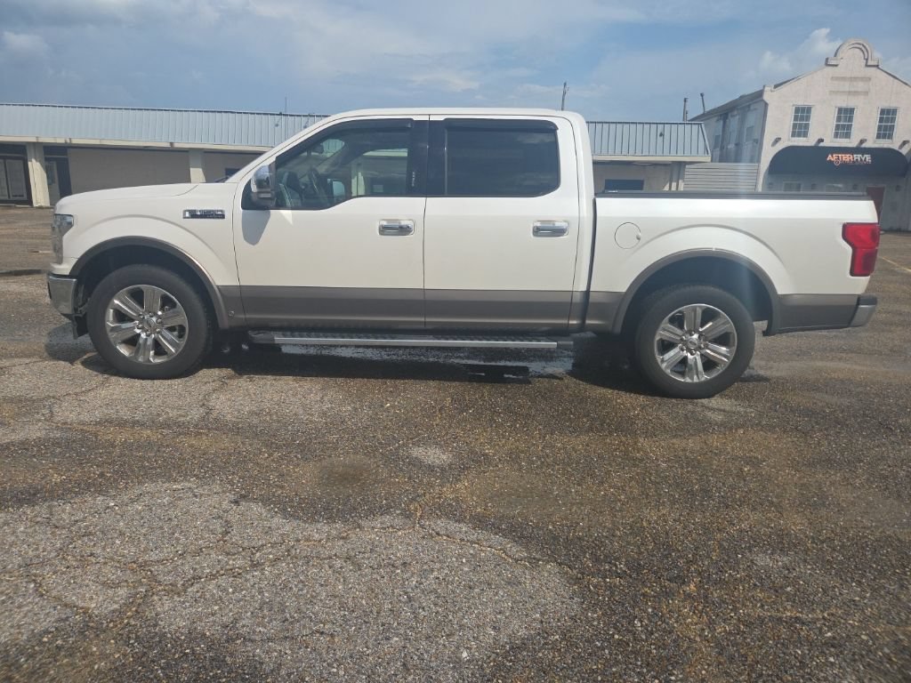 Used 2019 Ford F150 Lariat w/ Equipment Group 502A Luxury RWD image 9