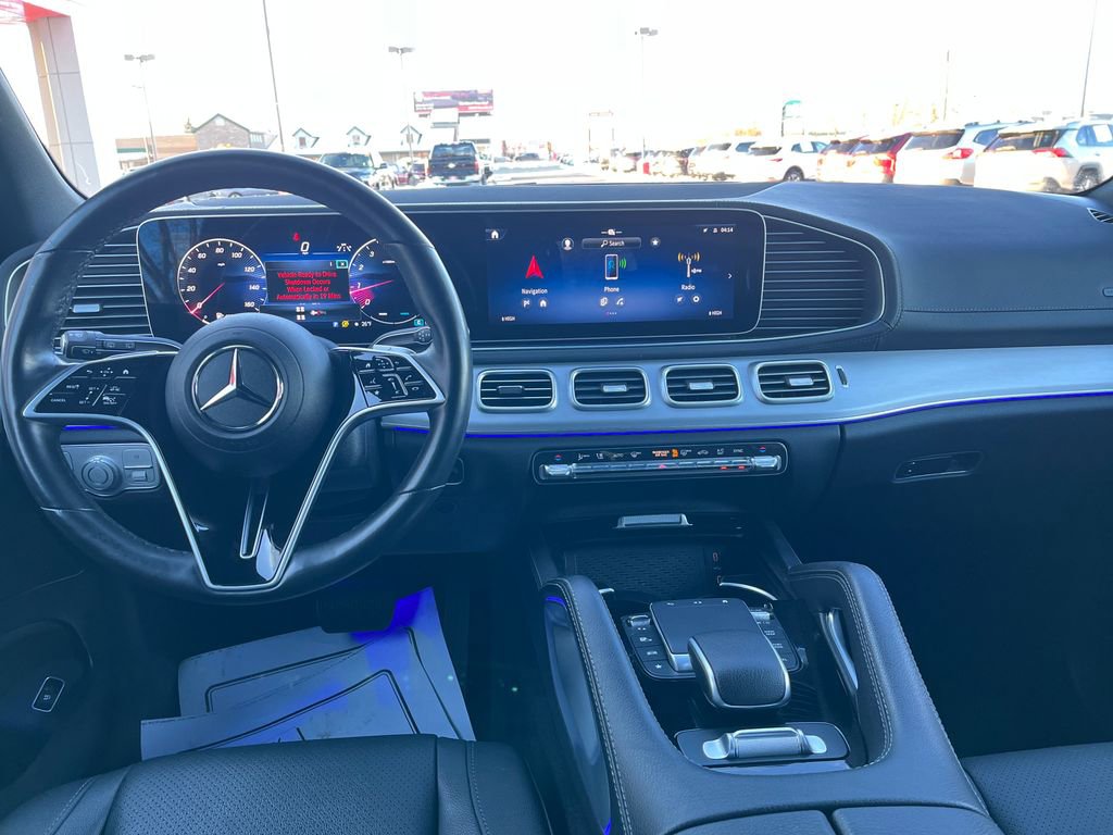 Used 2024 Mercedes-Benz GLS 450 4MATIC image 13