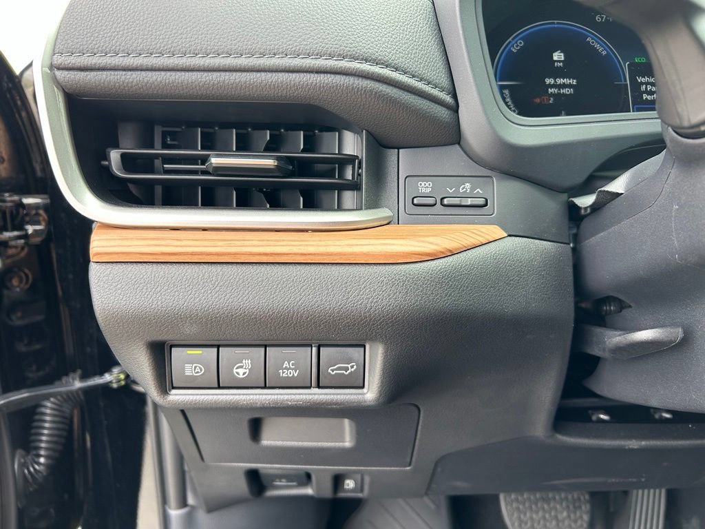 Used 2025 Toyota Grand Highlander AWD Hybrid image 13