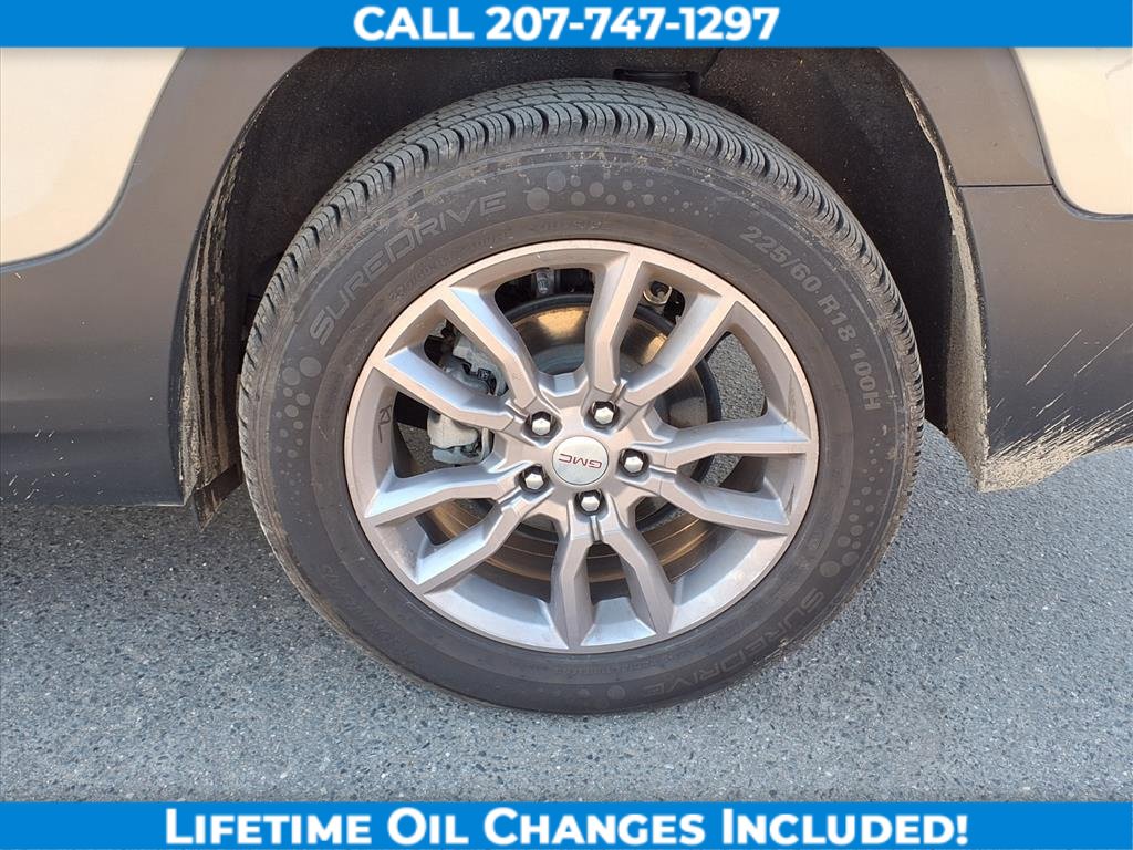 Used 2023 GMC Terrain SLT image 10