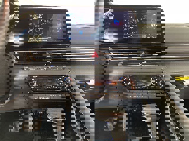 Used 2023 Hyundai Elantra SEL w/ Convenience Package image 20