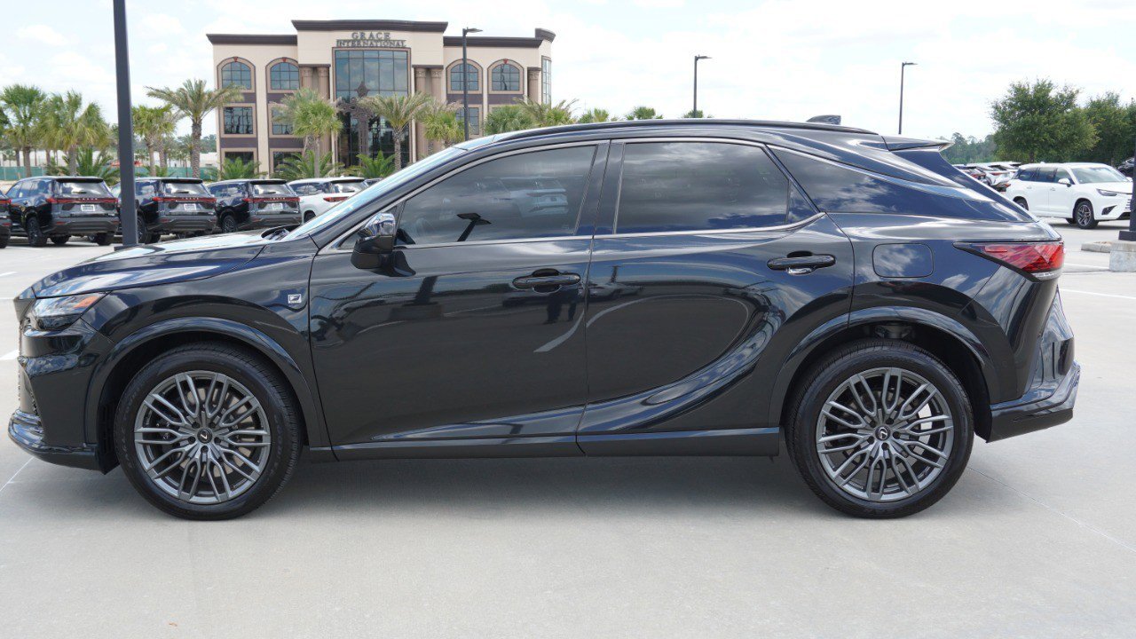 Used 2023 Lexus RX 500h F Sport w/ Accessory Package (Z1) image 5