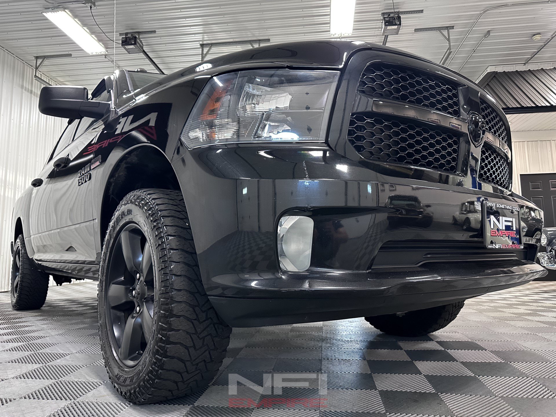 Used 2016 RAM 1500 Express w/ Black Ram 1500 Express Group AWD/4WD image 15