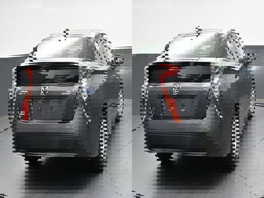 Used 2017 Toyota Prius Two image 4