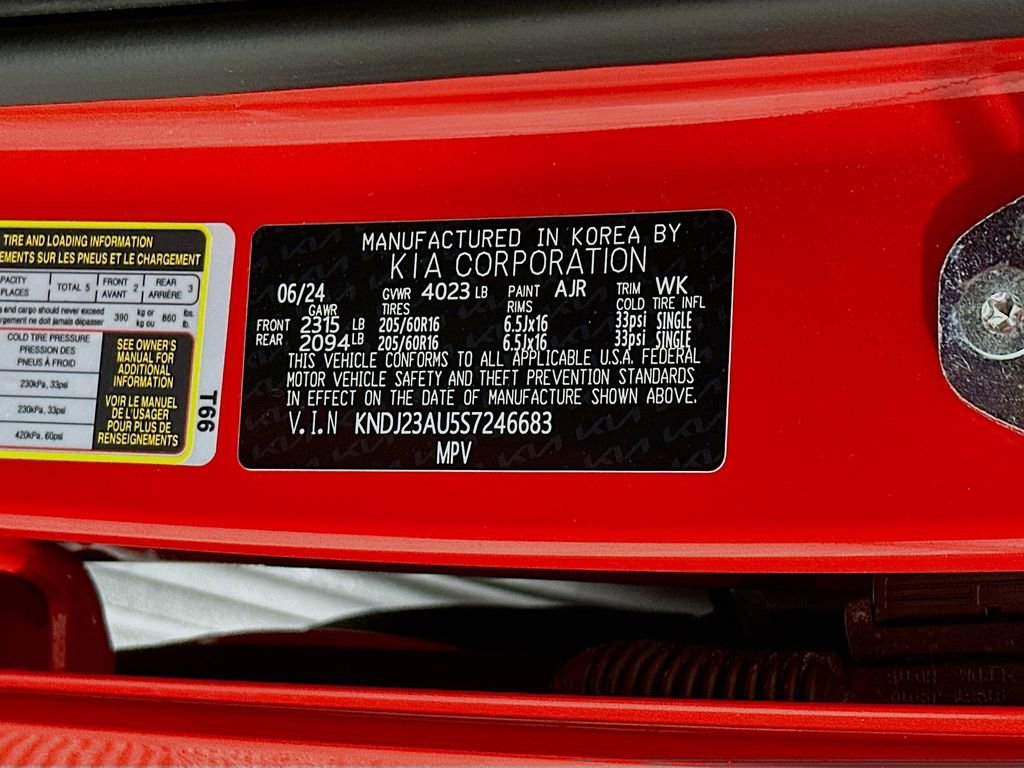 Used 2025 Kia Soul S FWD image 27