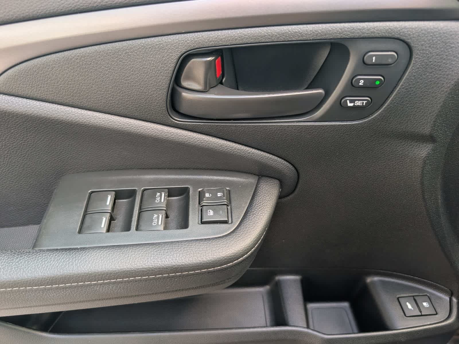 Used 2023 Honda Passport EX-L image 21