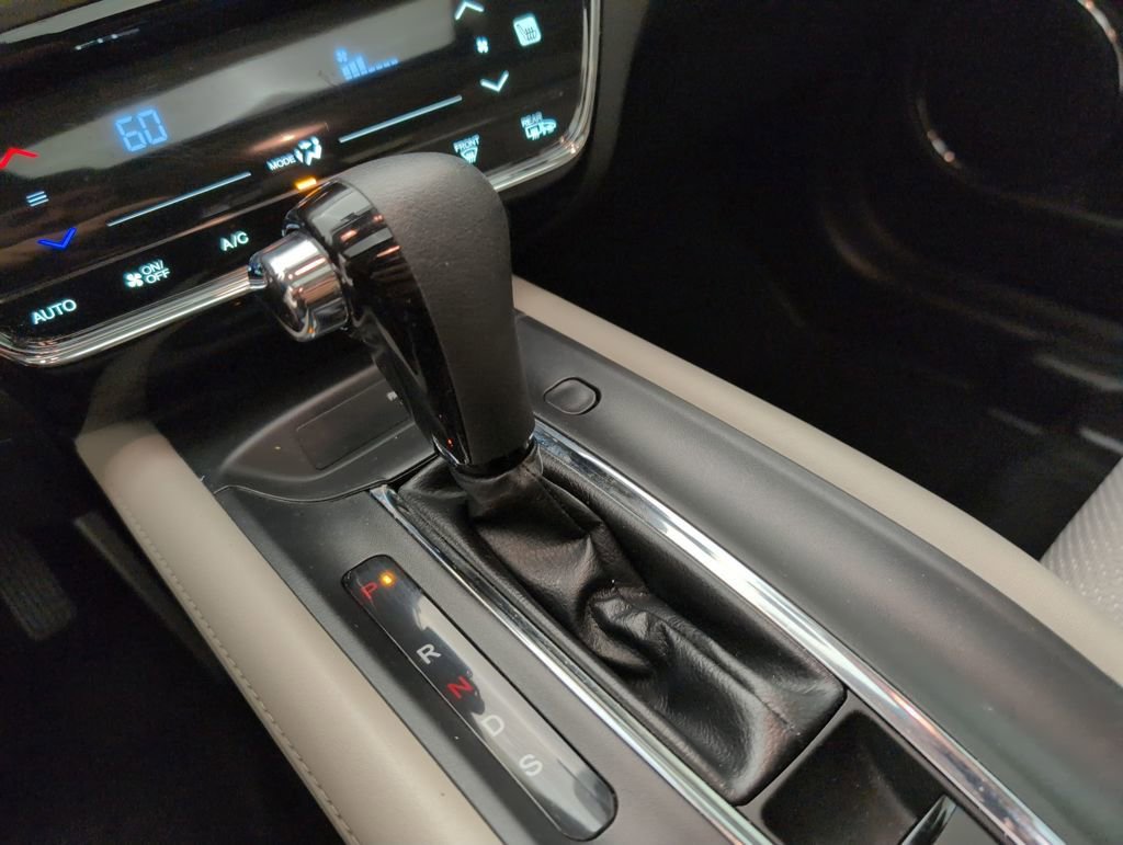 Used 2018 Honda HR-V EX image 33