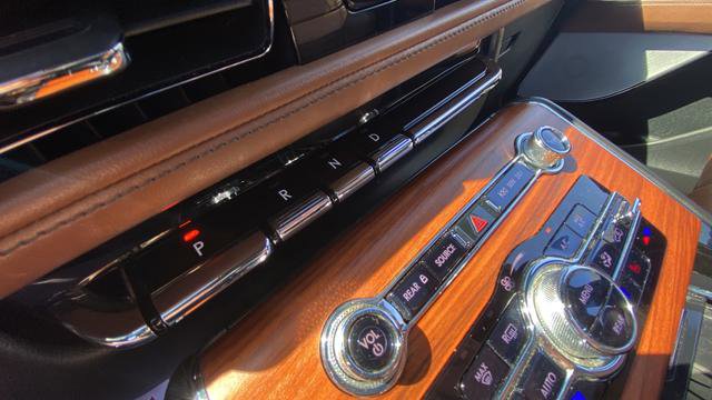 Used 2020 Lincoln Aviator Reserve w/ Equipment Group 201A image 19