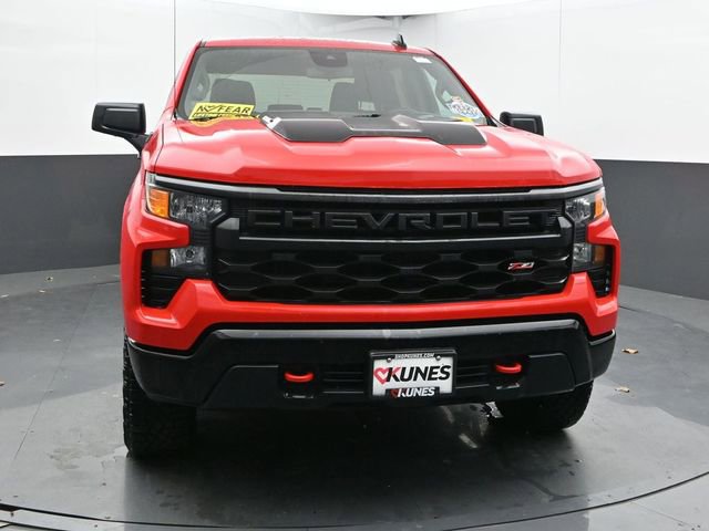 Used 2024 Chevrolet Silverado 1500 Custom Trail Boss AWD/4WD image 4
