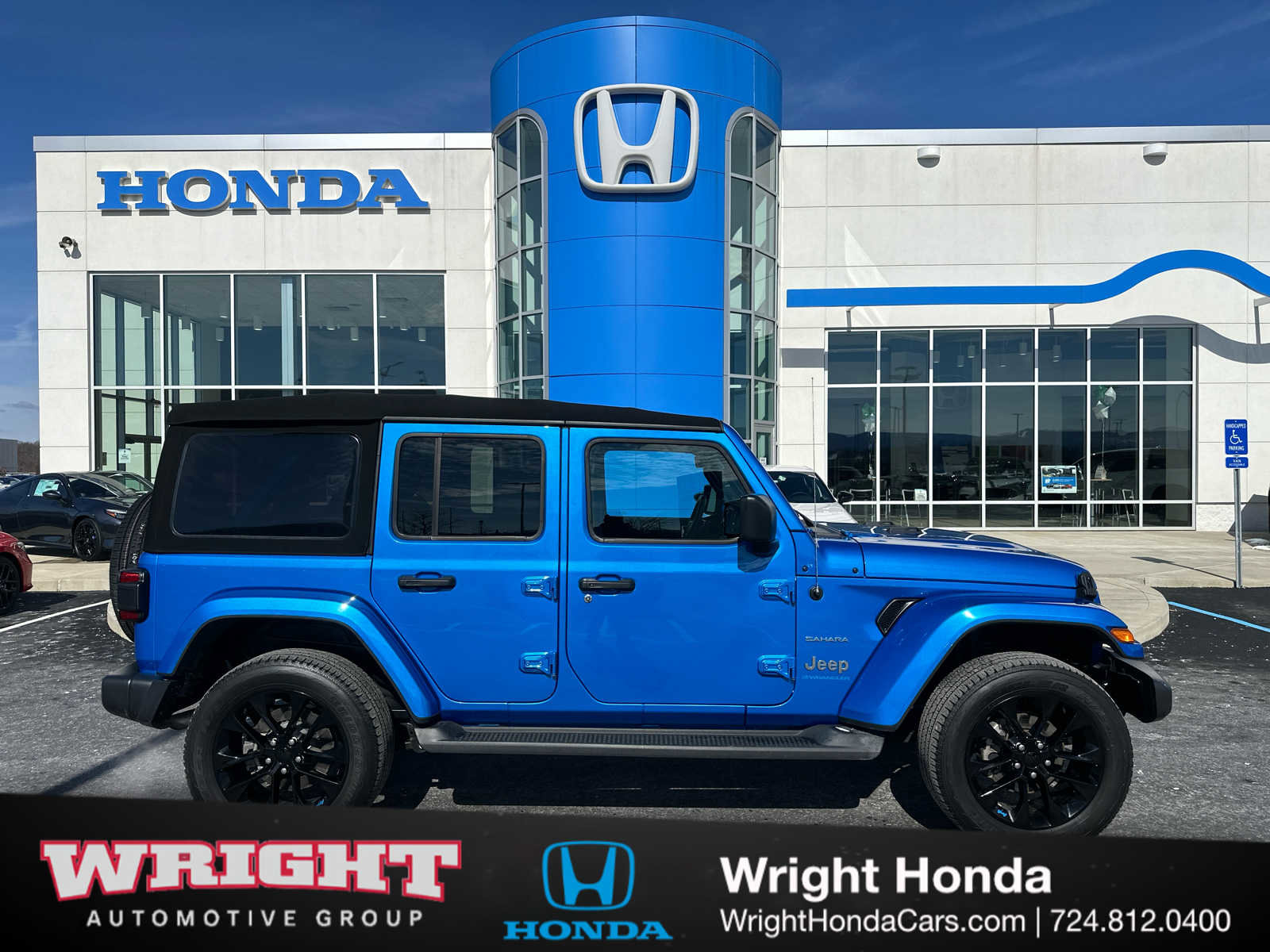 Used 2023 Jeep Wrangler Sahara w/ Cold Weather Group image 1