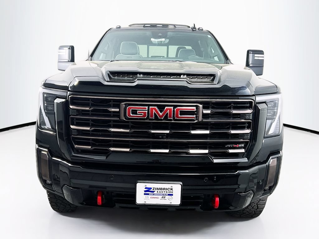 Used 2024 GMC Sierra 2500 AT4X AWD/4WD image 2