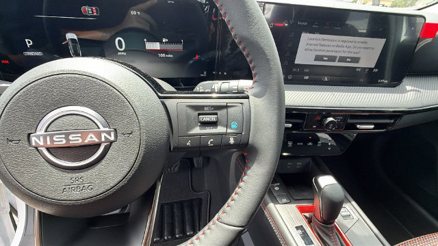 New 2026 Nissan Kicks SR AWD/4WD image 28