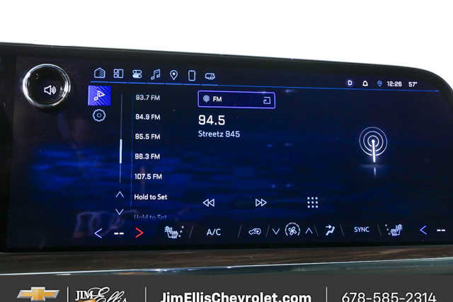 Used 2025 Chevrolet Tahoe LT image 13