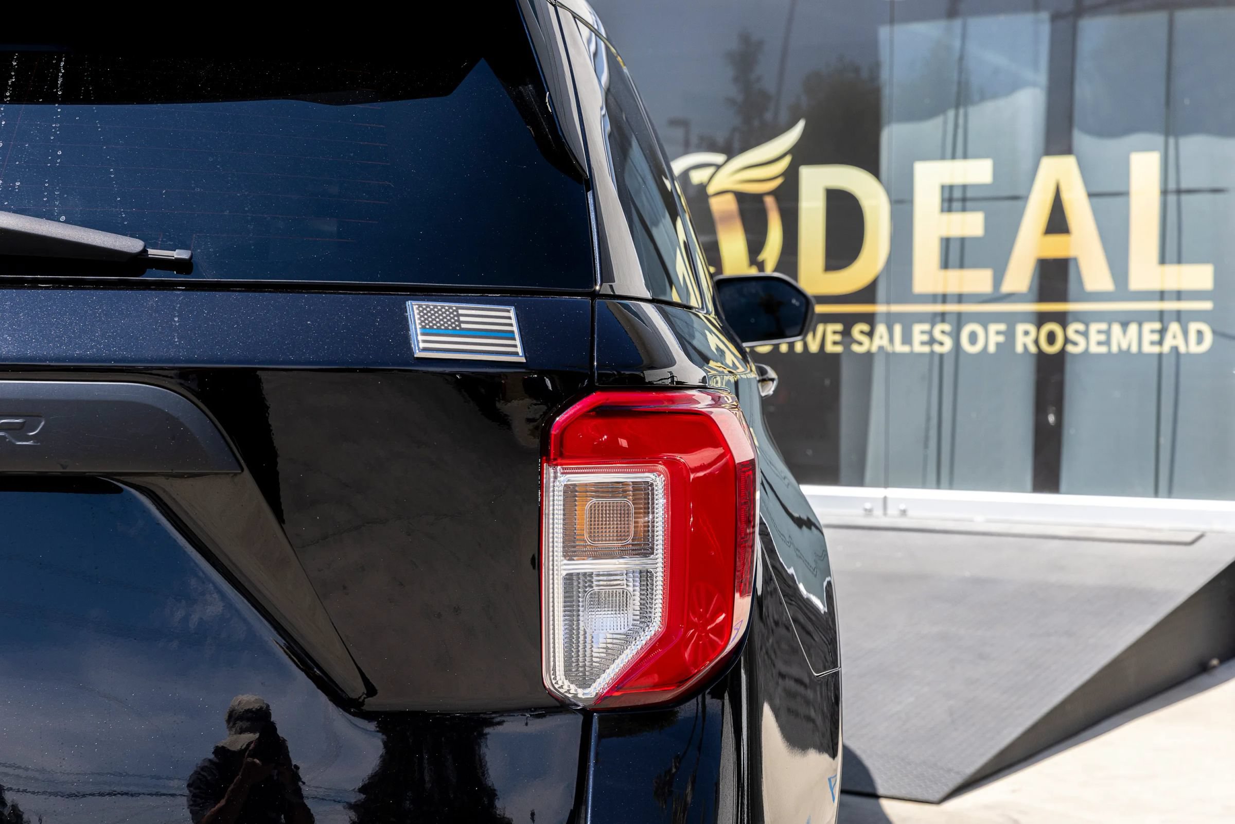 Used 2023 Ford Explorer XLT RWD image 14
