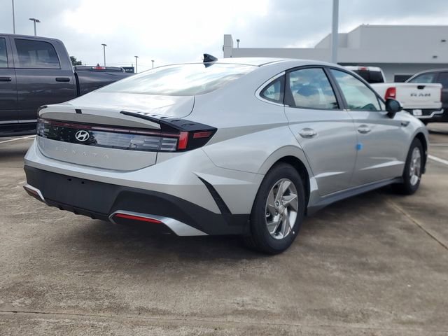 Used 2025 Hyundai Sonata SE image 3