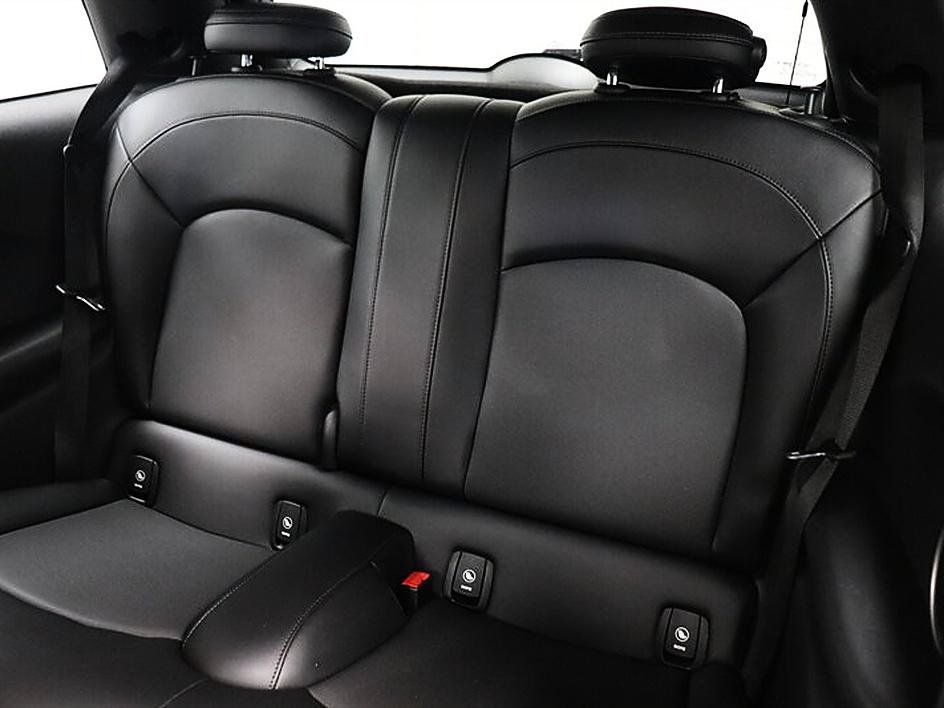 Used 2014 MINI Cooper S FWD image 19