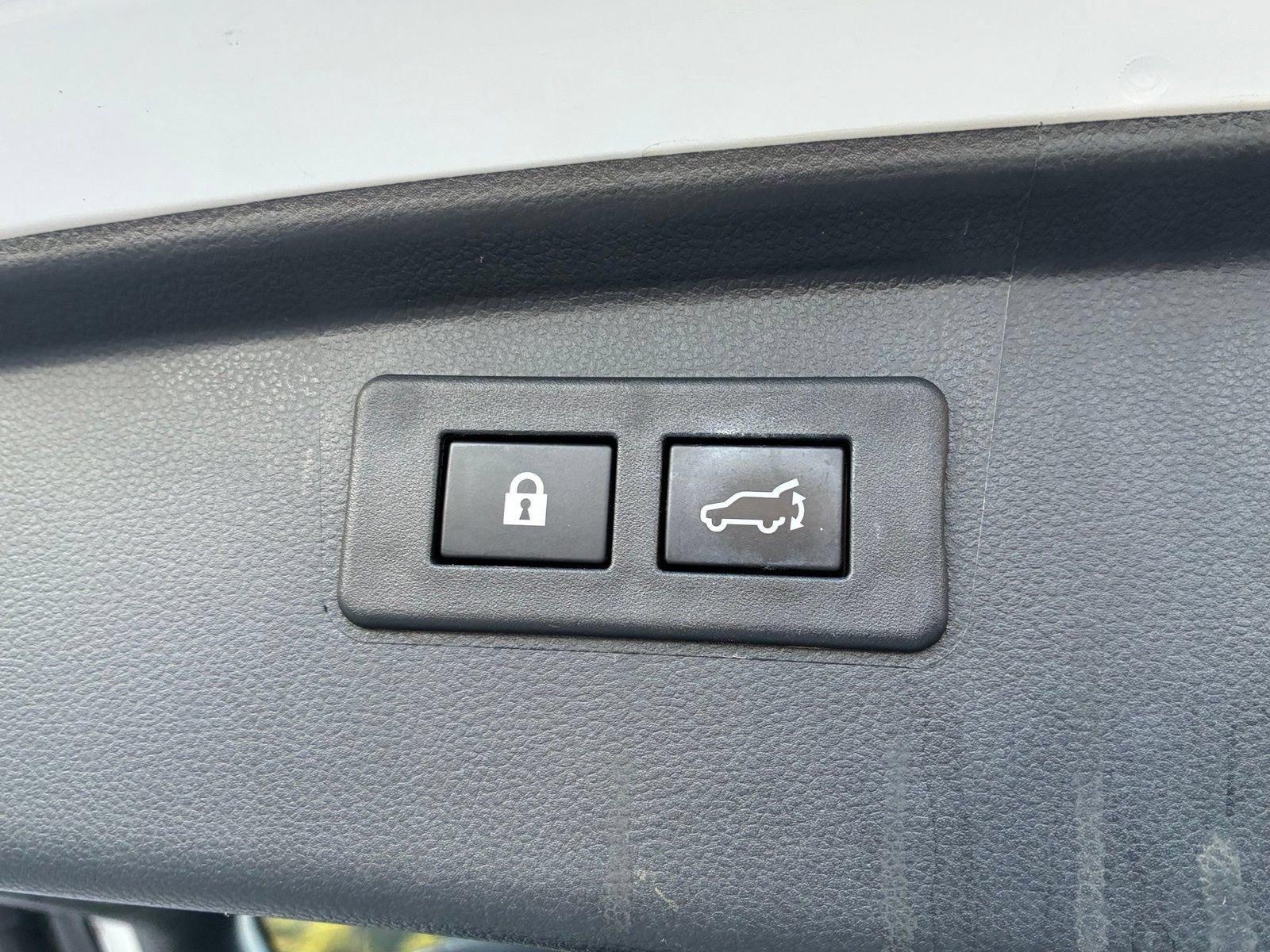 Used 2021 Subaru Outback Limited AWD/4WD image 17