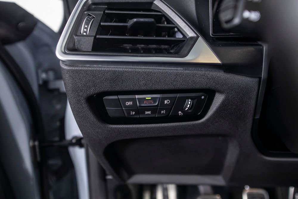 Used 2023 BMW M2 w/ Lighting Package image 35