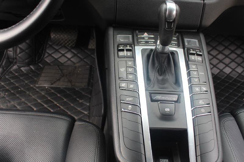Used 2016 Porsche Macan S image 23