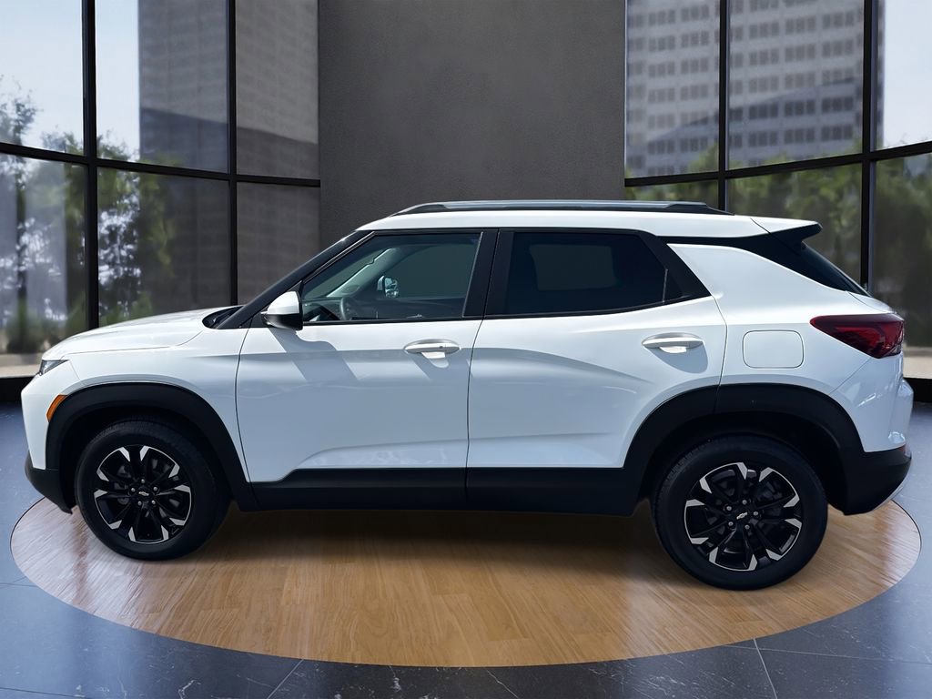 Used 2023 Chevrolet TrailBlazer LT FWD image 5