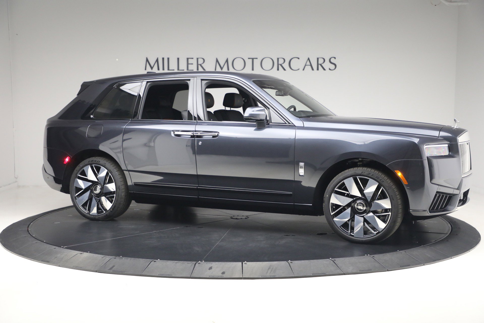 New 2026 Rolls-Royce Cullinan image 10