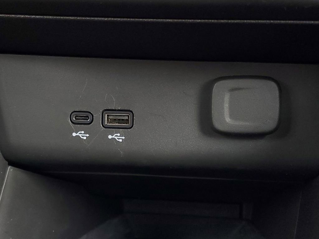 Used 2025 Buick Encore GX Preferred image 24