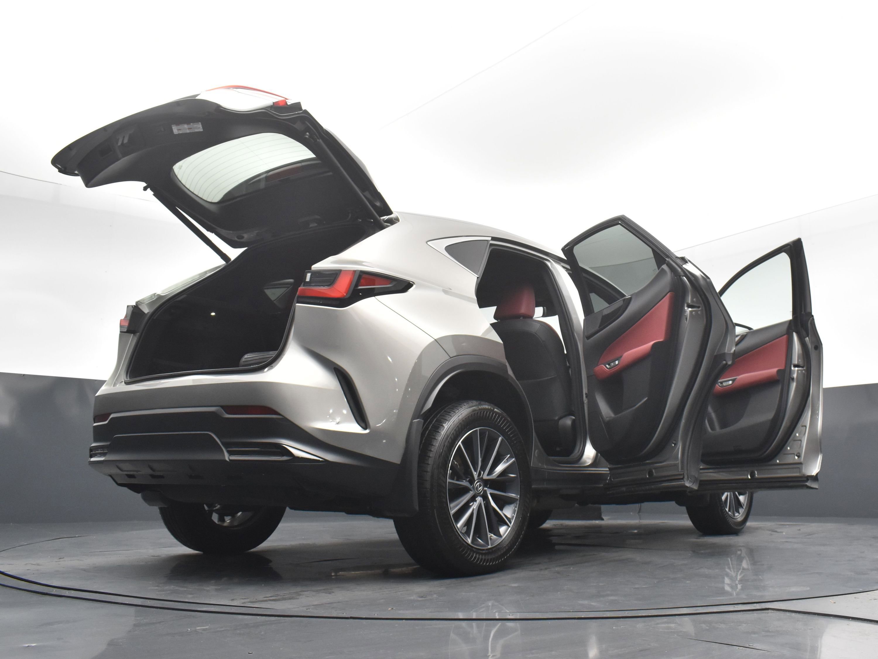 Used 2022 Lexus NX 350h AWD w/ Towing Package (2000 Lbs) image 33