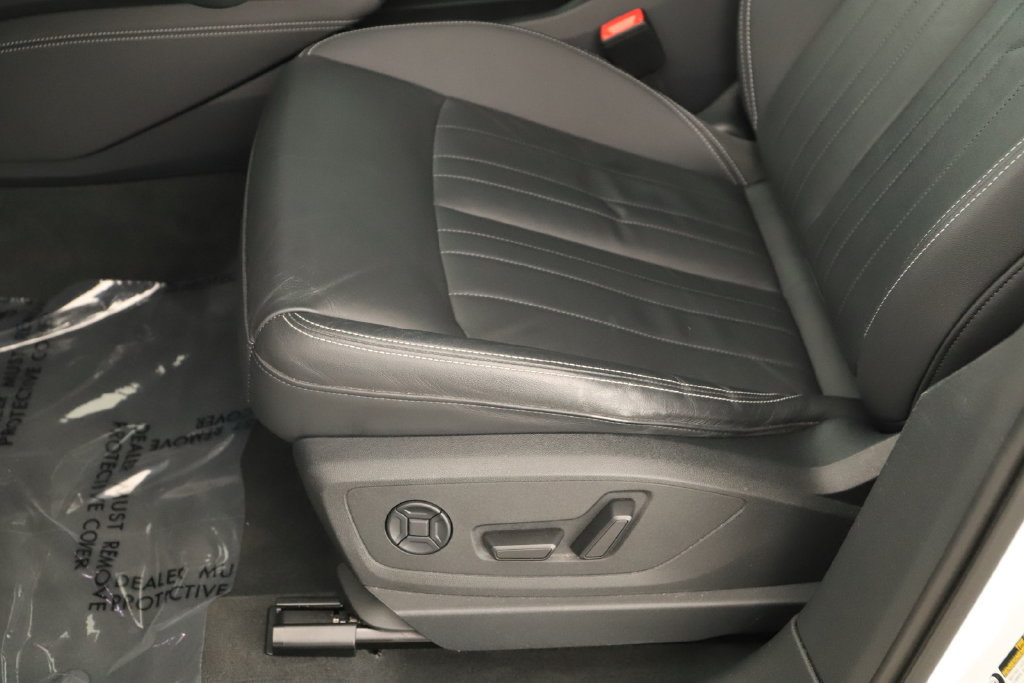 Certified 2024 Audi Q8 e-tron Premium Plus AWD/4WD image 25