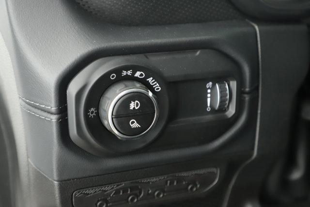 New 2026 Jeep Gladiator Rubicon w/ Technology Group image 10