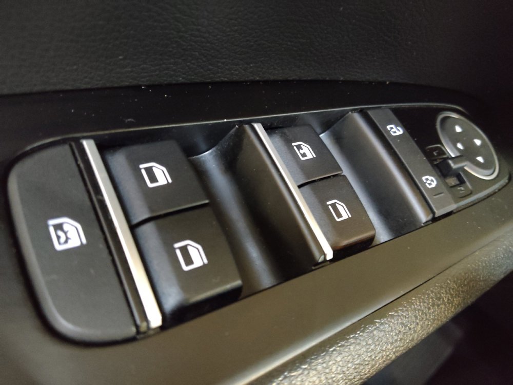 Used 2025 Kia Soul LX image 27