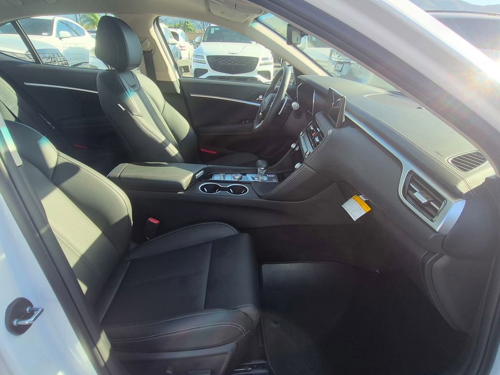 Used 2026 Genesis G70 2.5T image 22