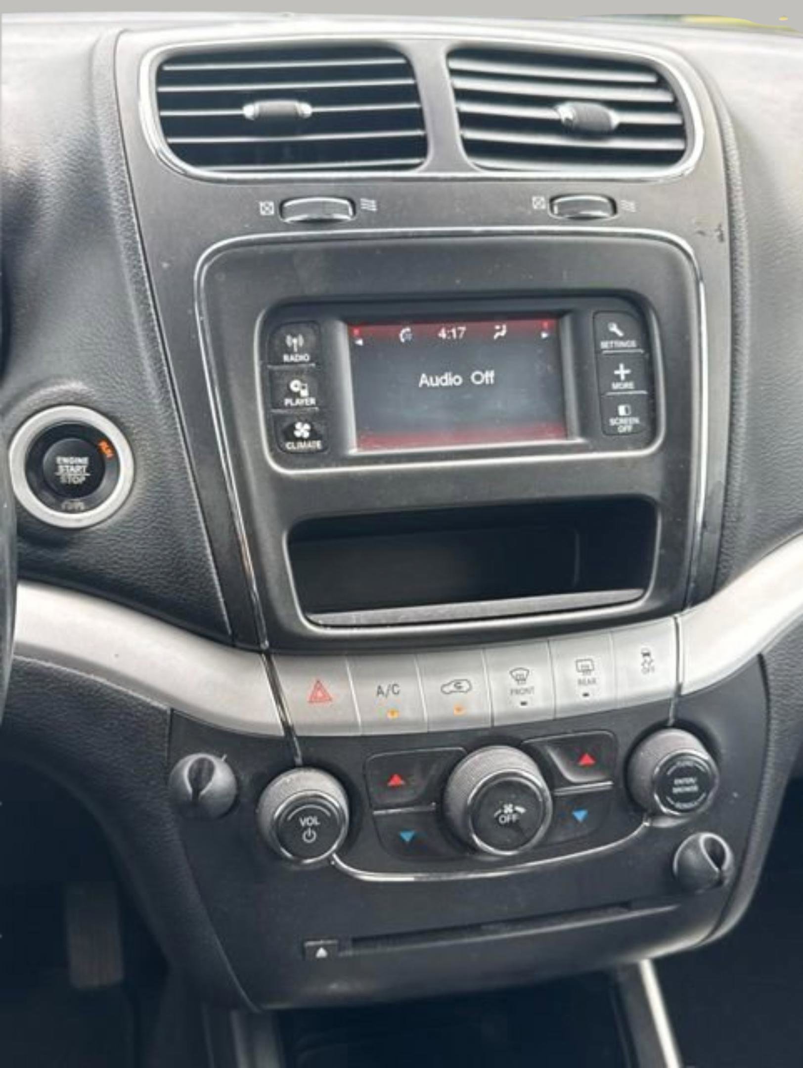Used 2017 Dodge Journey SXT w/ Premium Group FWD image 15