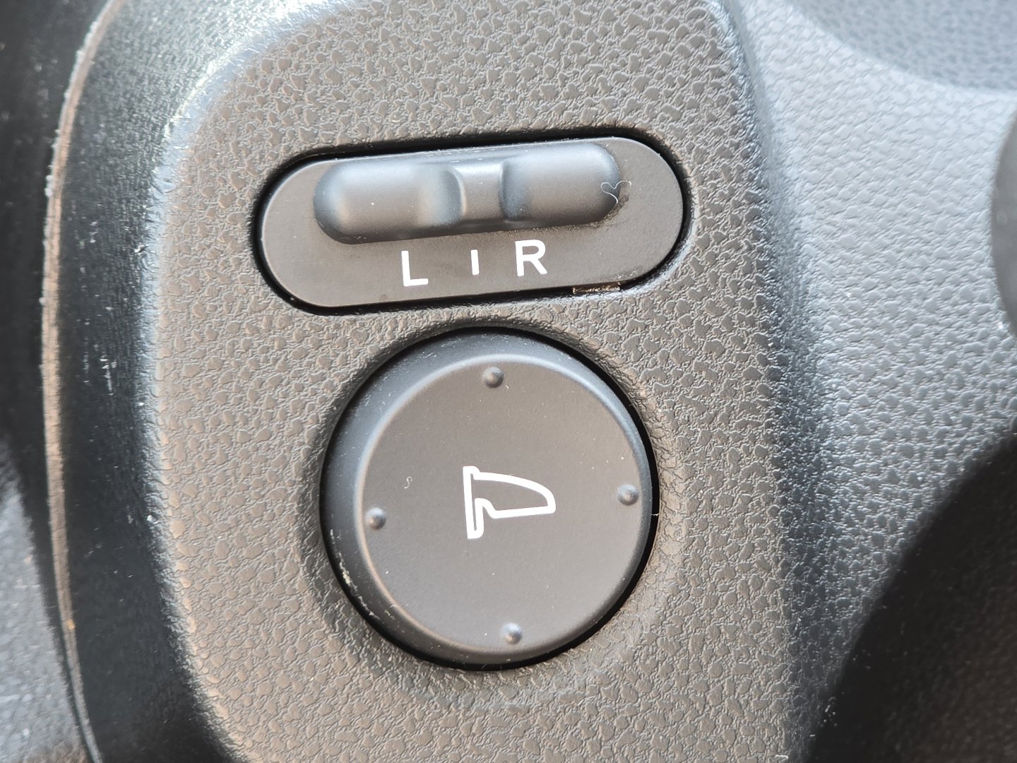 Used 2010 Honda Fit Sport image 9