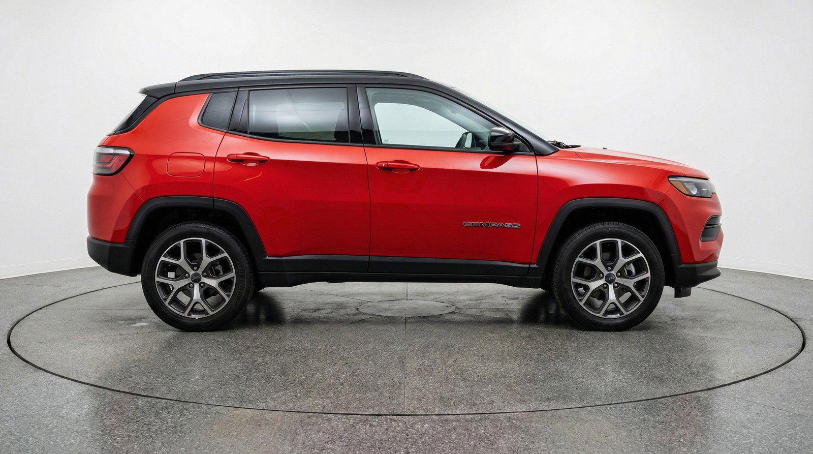 Used 2025 Jeep Compass Limited image 11